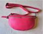 Preview: Leder-Crossbody-Bag STINA, fuchsia